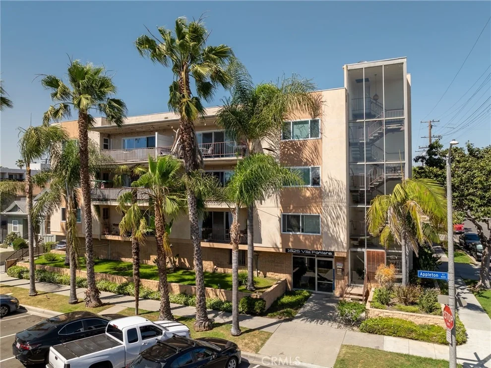 Unit for sale at 1625 E Appleton, Long Beach, CA 90802