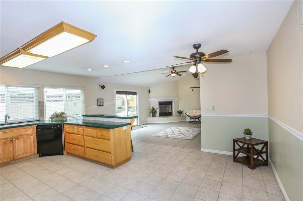 Unit for sale at 7710 Bacadi Dr, San Diego, CA 92126