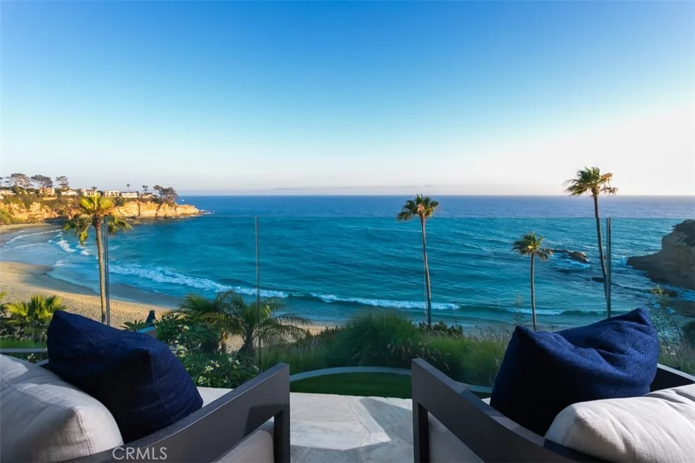 Unit for sale at 26 S La Senda Drive, Laguna Beach, CA 92651
