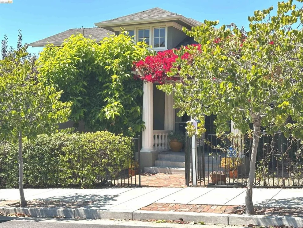 Unit for sale at 2739 10Th Ave, Oakland, CA 94606