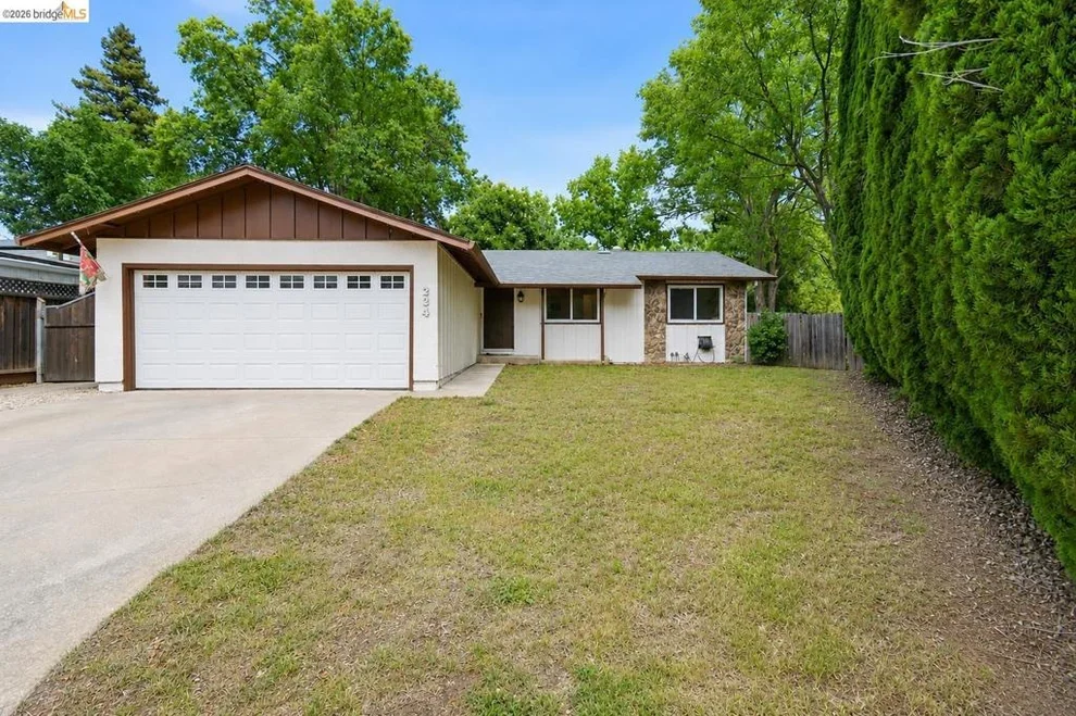 Unit for sale at 224 Amherst Ct, Vacaville, CA 95687-5706