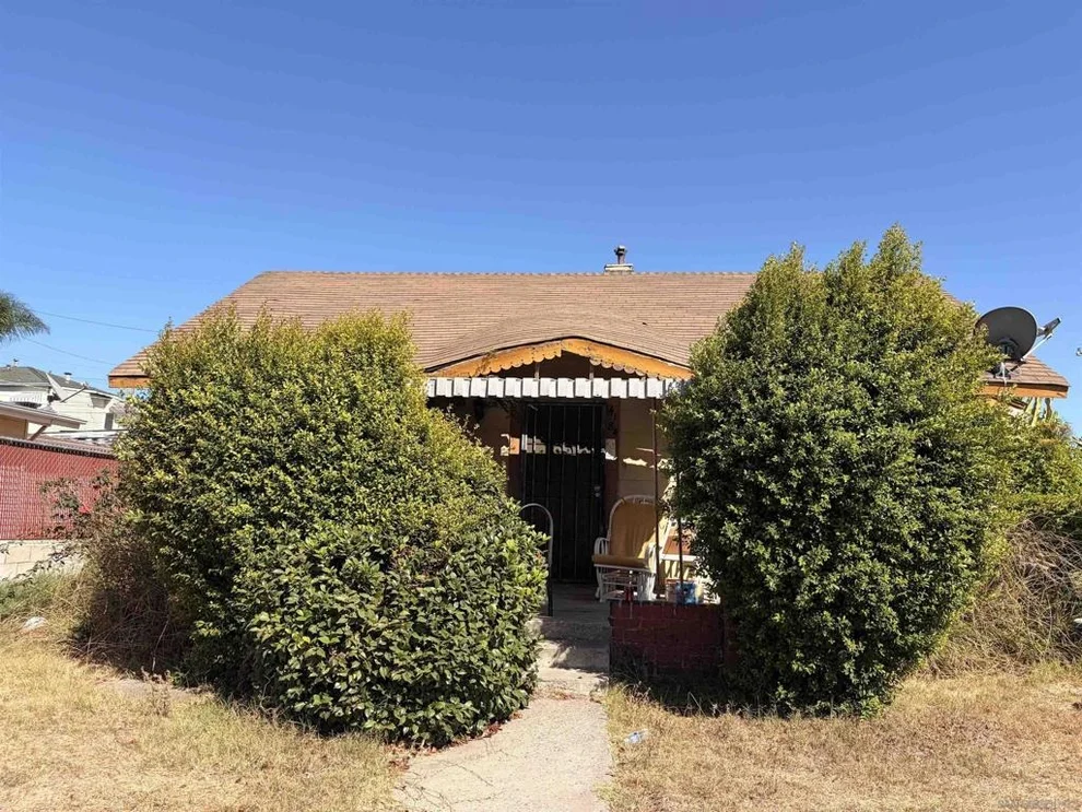 Unit for sale at 4184 San Miguel, San Diego, CA 92113