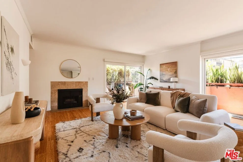 Unit for sale at 10760 Missouri Avenue, Los Angeles, CA 90025