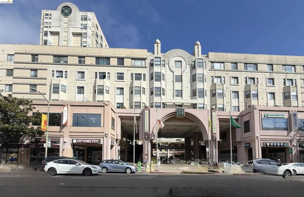 Unit for sale at 388 9th St #254, Oakland, CA 94607