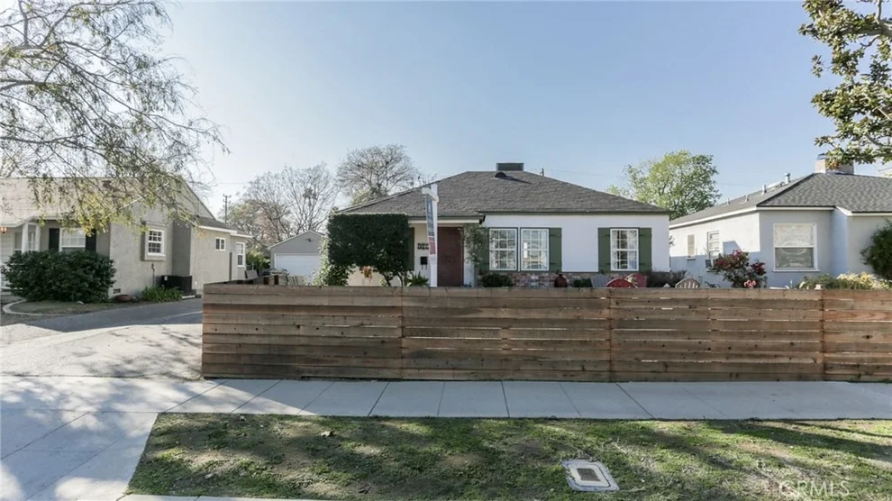 Unit for sale at 5527 Strohm Avenue, North Hollywood, CA 91601