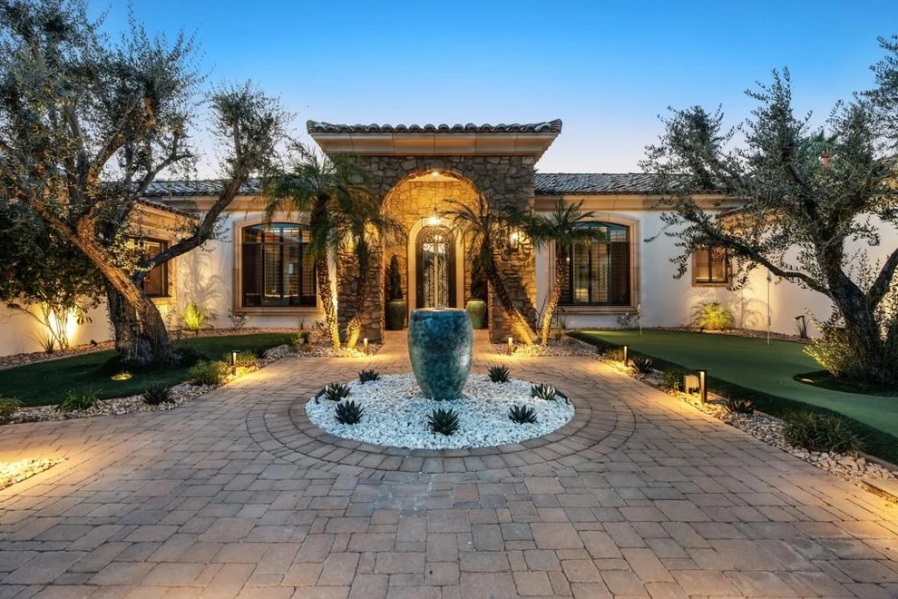 Unit for sale at 57945 S Valley Lane, La Quinta, CA 92253