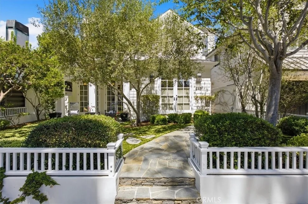 Unit for sale at 649 31st, Manhattan Beach, CA 90266