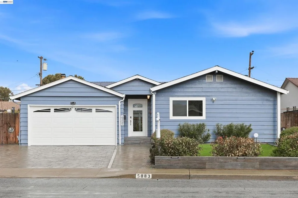 Unit for sale at 5083 Yellowstone Park Dr, Fremont, CA 94538