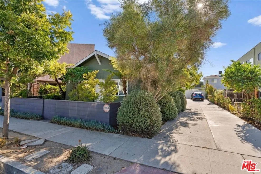 Unit for sale at 3947 Huron Avenue, Culver City, CA 90232