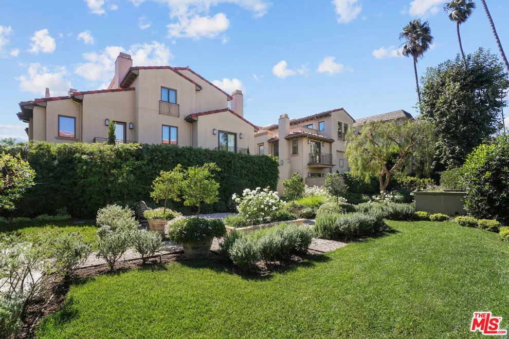Unit for sale at 823 S Bundy Drive, Los Angeles, CA 90049