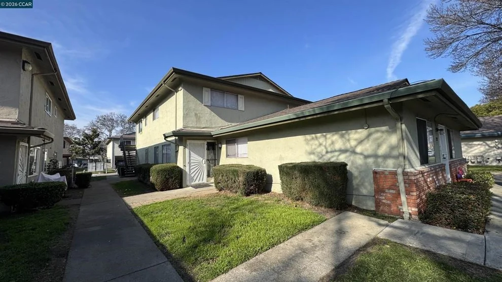 Unit for sale at 2122 Peppertree Way, Antioch, CA 94509