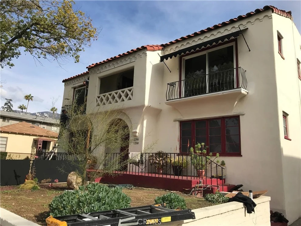 Unit for sale at 1286 N Los Robles Avenue, Pasadena, CA 91104