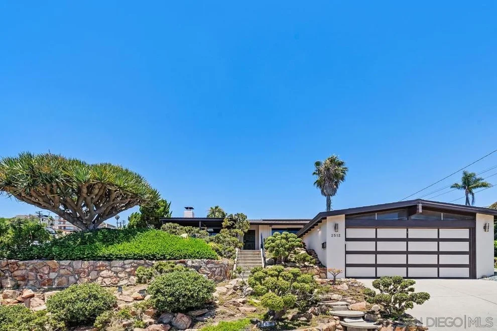 Unit for sale at 2512 San Joaquin, San Diego, CA 92109