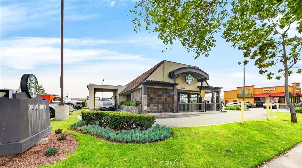 Unit for sale at 1248 E 17th, Santa Ana, CA 92701