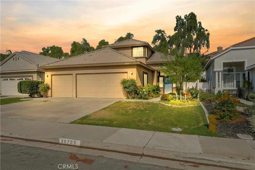 Unit for sale at 39755 Naples, Murrieta, CA 92563