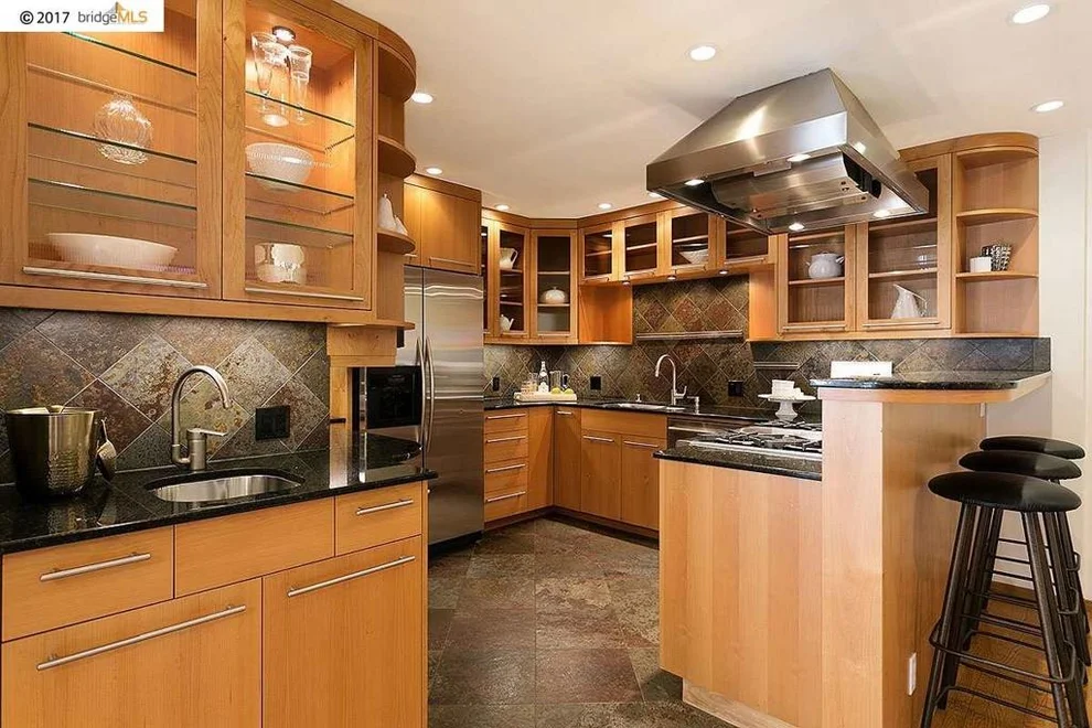 Unit for sale at 6474 OAKWOOD DRIVE, Oakland, CA 94611