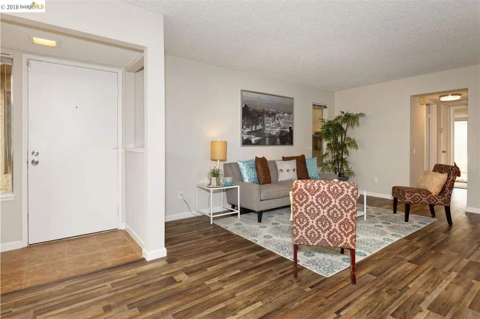Unit for sale at 41 Las Moradas Cir, San Pablo, CA 94806
