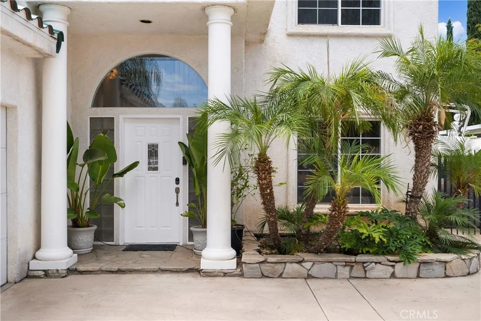 Unit for sale at 24131 Cruise Circle Drive, Canyon Lake, CA 92587
