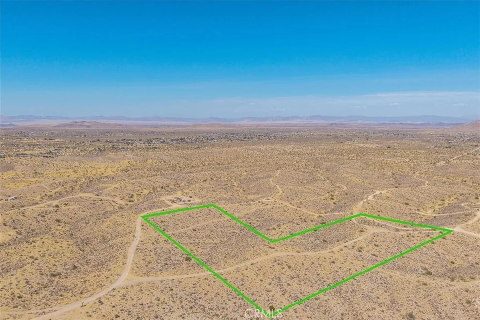Unit for sale at 4822 Elata Avenue, Yucca Valley, CA 92284