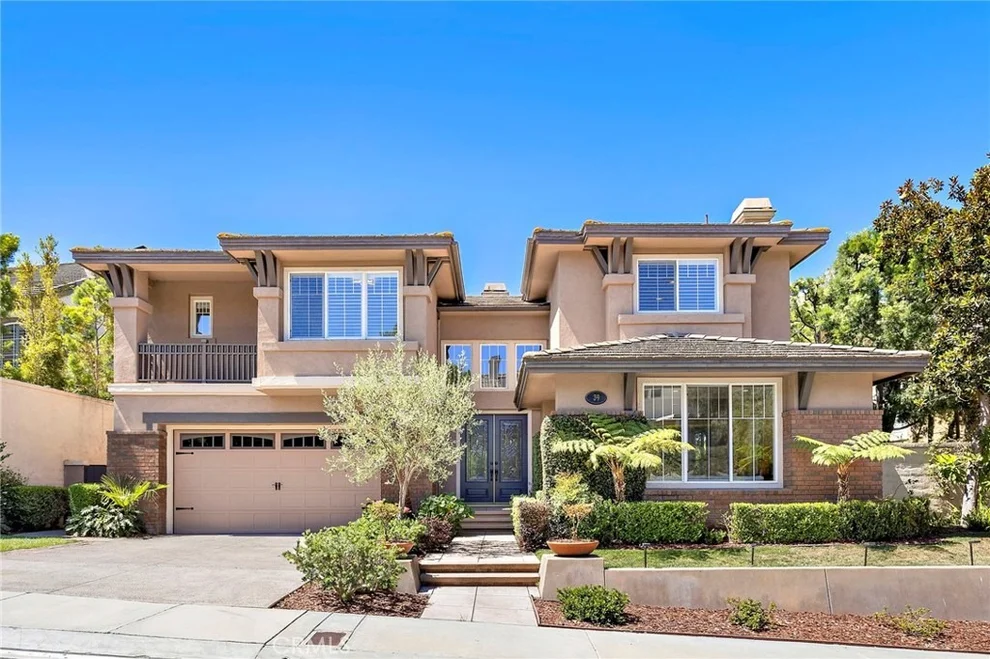 Unit for sale at 39 Charleston, Coto de Caza, CA 92679