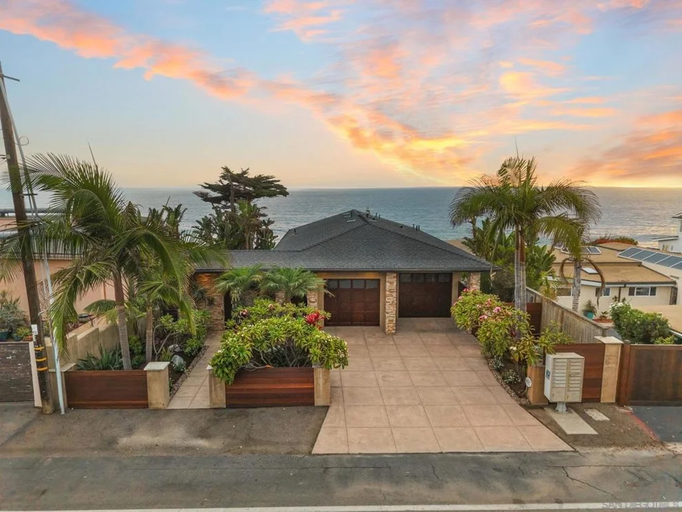 Unit for sale at 1440 42 Neptune Ave, Encinitas, CA 92024