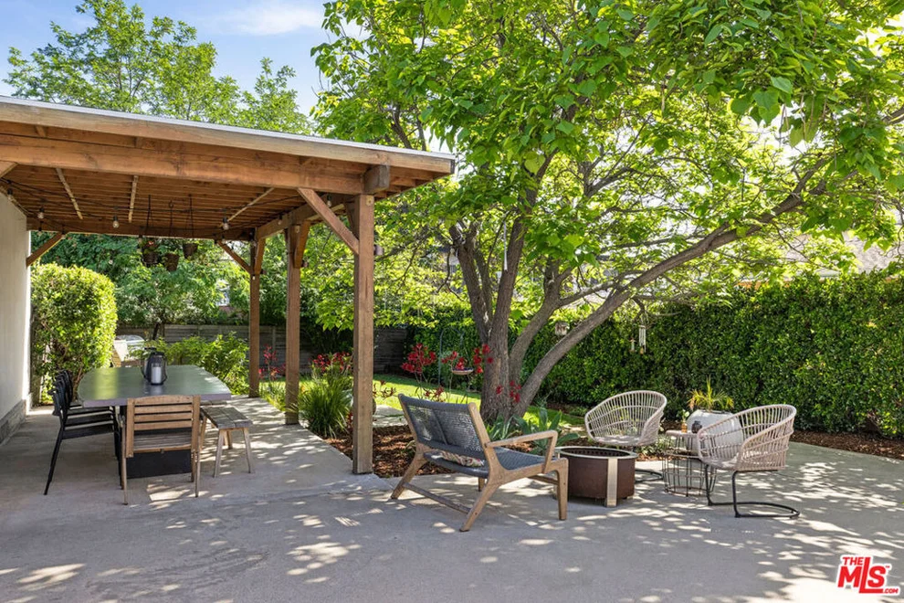 Unit for sale at 5624 Stratford Road, Los Angeles, CA 90042