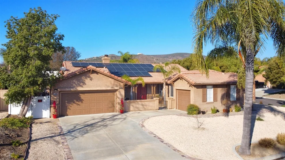Unit for sale at 16548 Open View Rd, Ramona, CA 92065