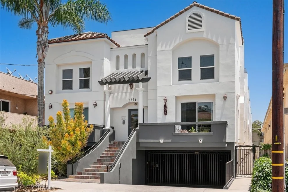 Unit for sale at 5224 Corteen Pl., Valley Village, CA 91607