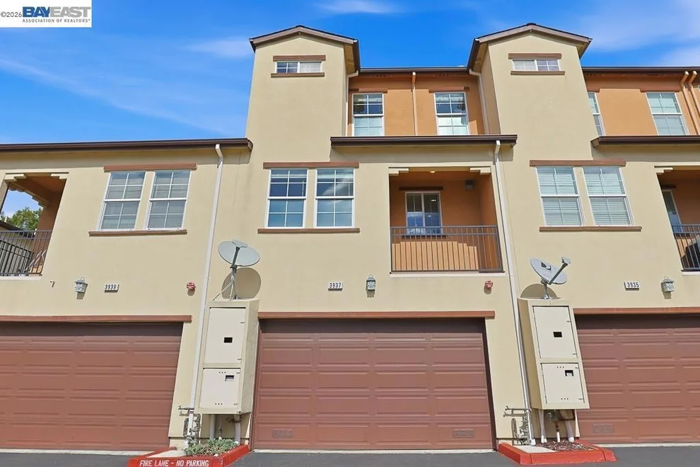 Unit for sale at 3937 Forest Cir, Castro Valley, CA 94546
