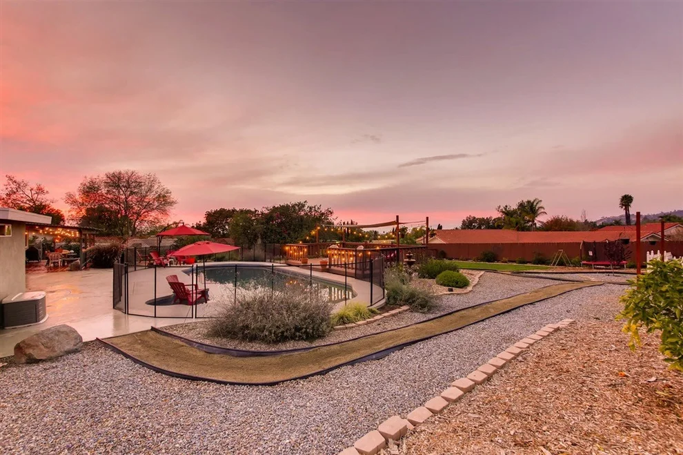Unit for sale at 2040 Catalina Ave, Vista, CA 92084
