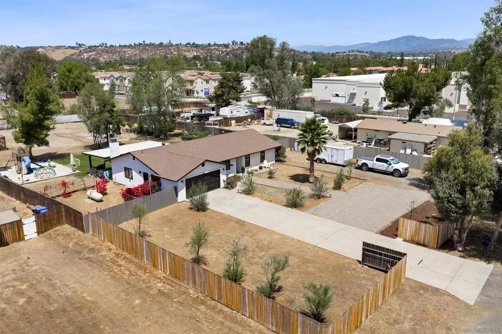 Unit for sale at 1922 Vermont, Ramona, CA 92065
