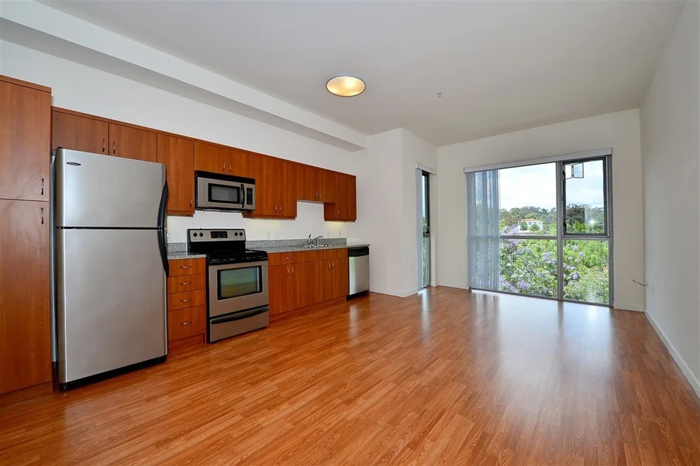 Unit for sale at 889 Date, San Diego, CA 92101