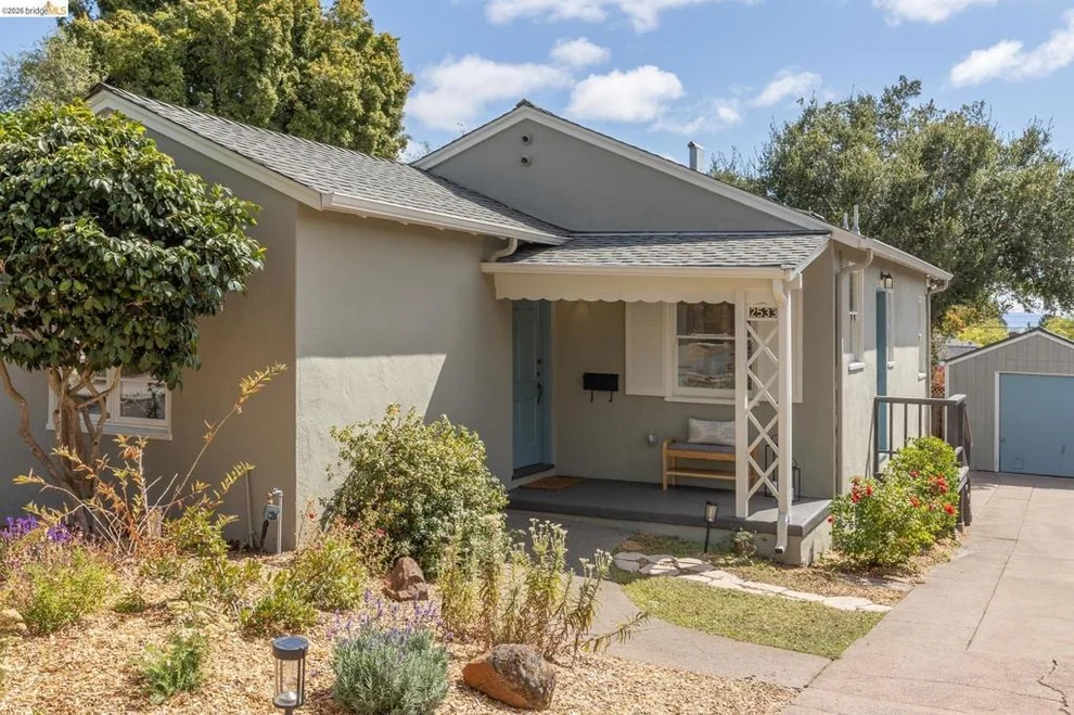 Unit for sale at 2533 Rampart St, Oakland, CA 94602