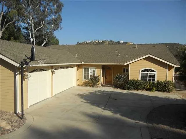 Unit for sale at 23305 Glenn Ellen Way, Ramona, CA 92065