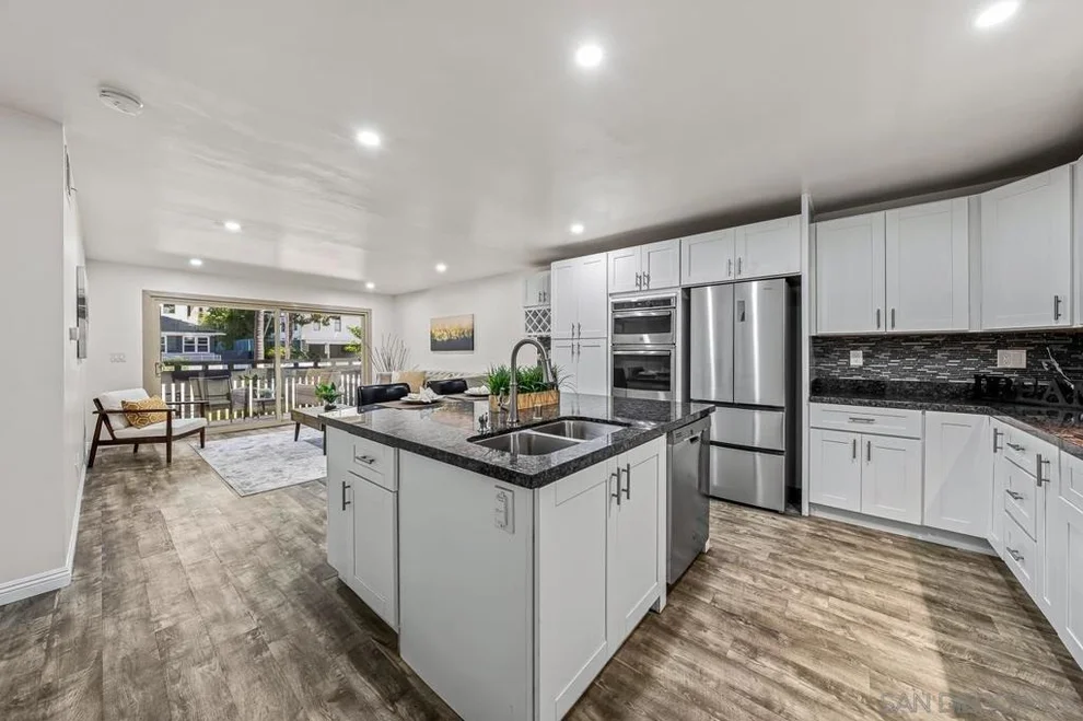 Unit for sale at 3450 2nd Ave, San Diego, CA 92103