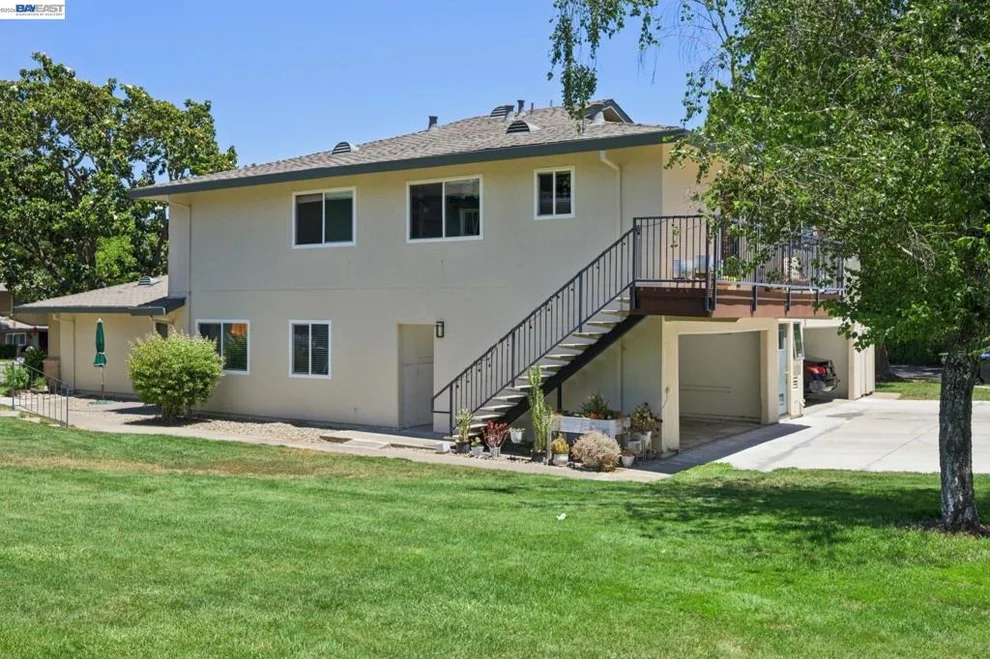 Unit for sale at 2122 Arroyo Ct, Pleasanton, CA 94588