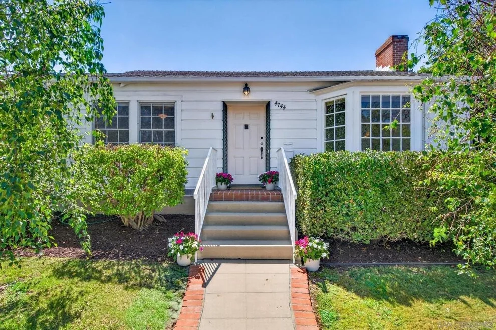 Unit for sale at 4744 Miracle Drive, San Diego, CA 92115