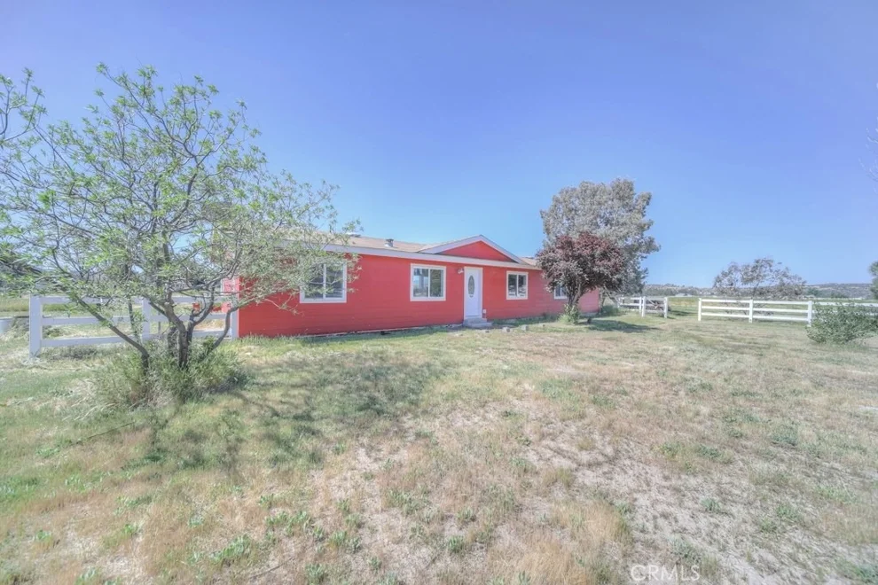Unit for sale at 49885 Kiowa Drive, Aguanga, CA 92536