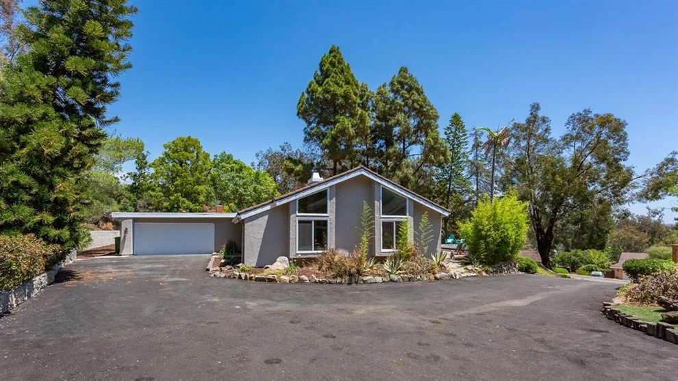 Unit for sale at 3057 Sonja Ct, Oceanside, CA 92056