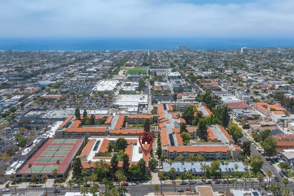 Unit for sale at 4600 Lamont St, San Diego, CA 92109