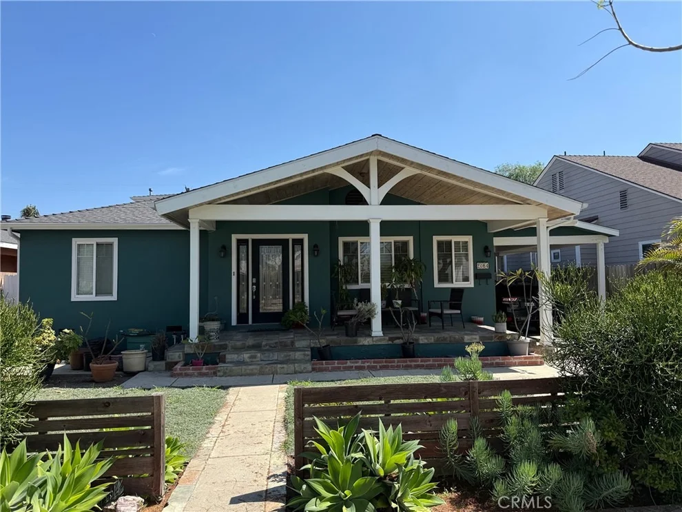 Unit for sale at 2064 Fidler, Long Beach, CA 90815