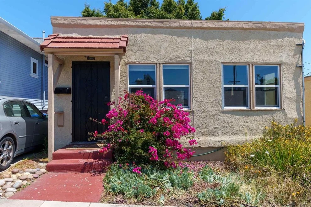 Unit for sale at 1918 22 Howard Ave., San Diego, CA 92104