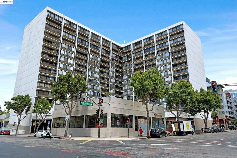 Unit for sale at 801 Franklin St, Oakland, CA 94607