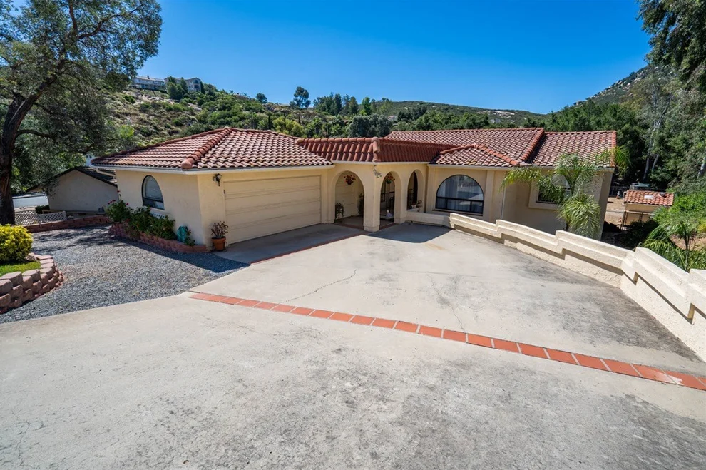Unit for sale at 24025 Barona Mesa Rd, Ramona, CA 92065
