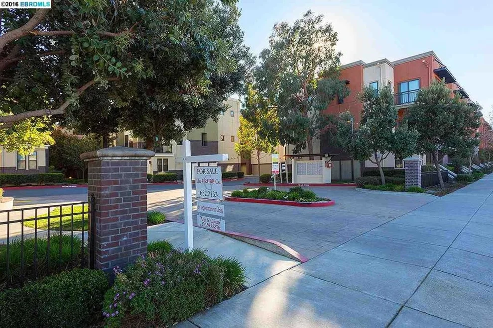 Unit for sale at 1139 66TH ST, Oakland, CA 94608