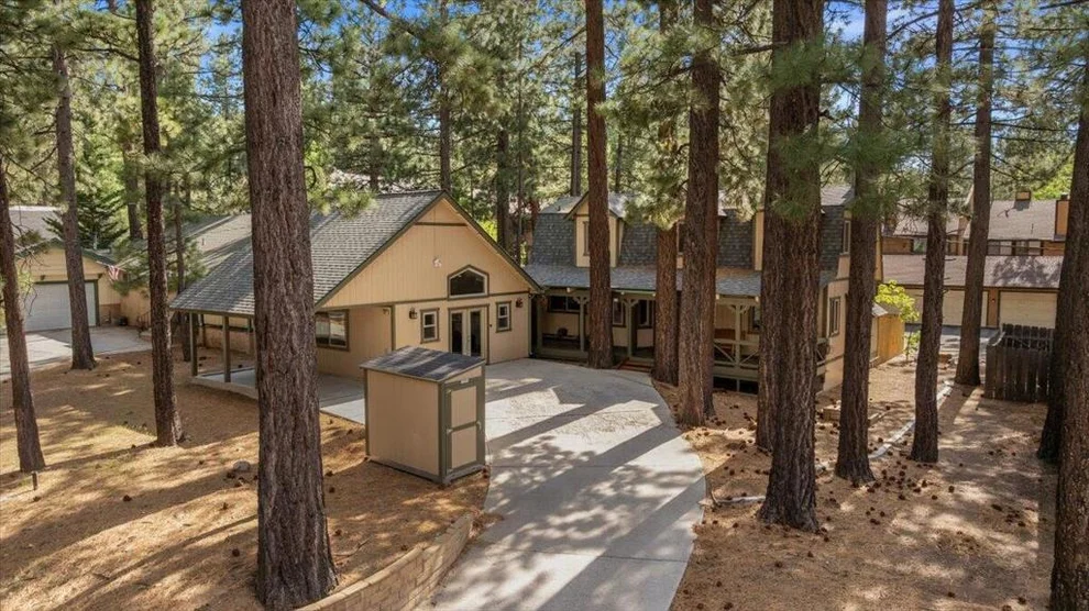 Unit for sale at 572 Ponderosa Drive, Big Bear, CA 92315
