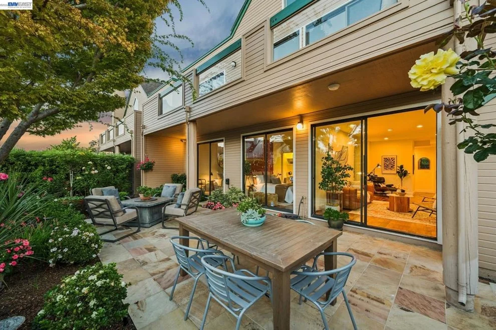 Unit for sale at 9 REGULUS CT, Alameda, CA 94501
