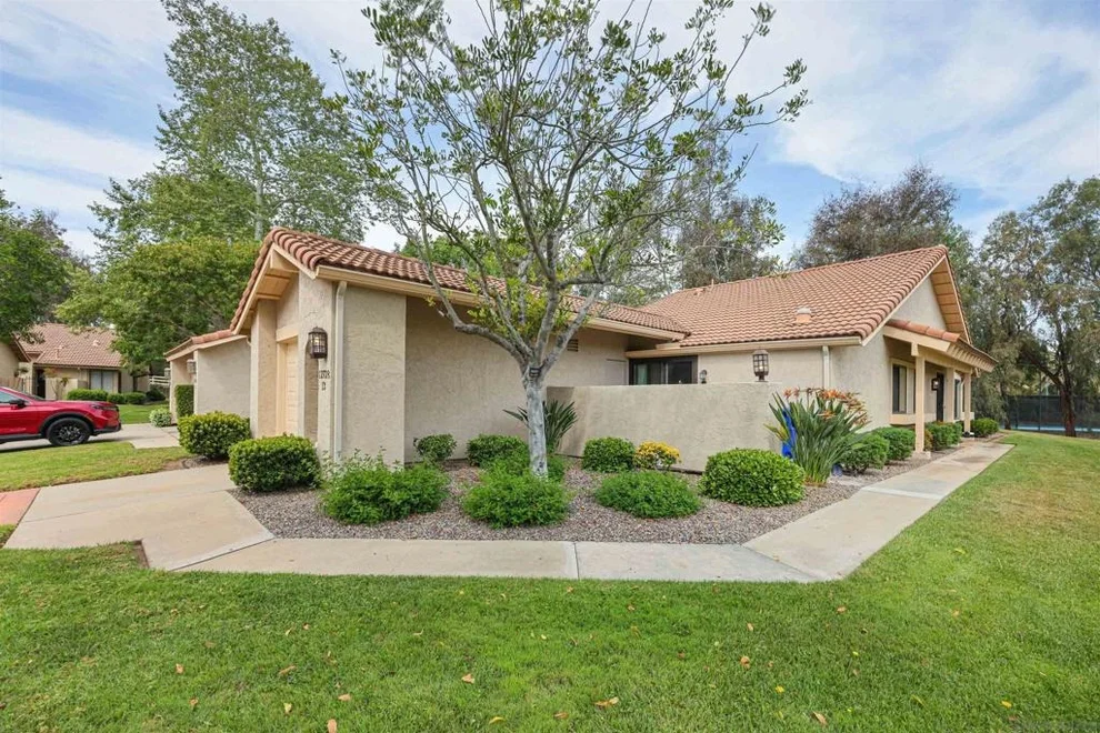Unit for sale at 12728 Camino De La Breccia, San Diego, CA 92128