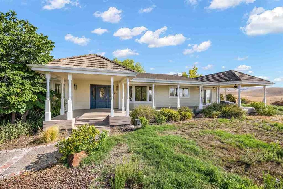 Unit for sale at 9050 Highland Rd, Livermore, CA 94551