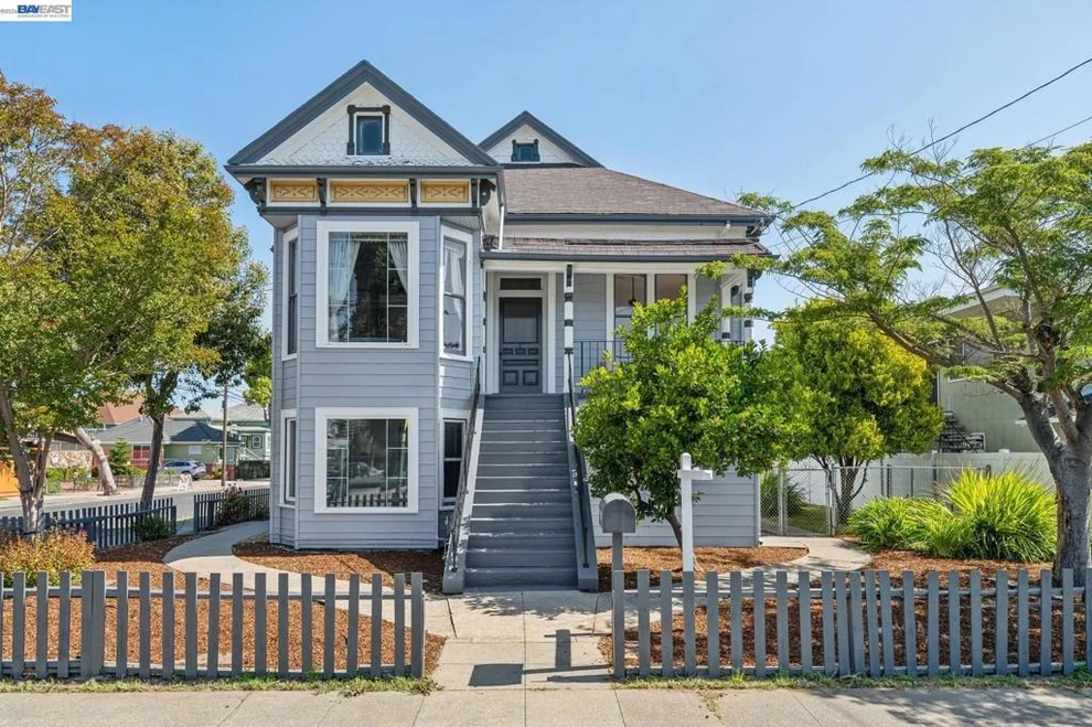 Unit for sale at 1801 Buena Vista Ave, Alameda, CA 94501